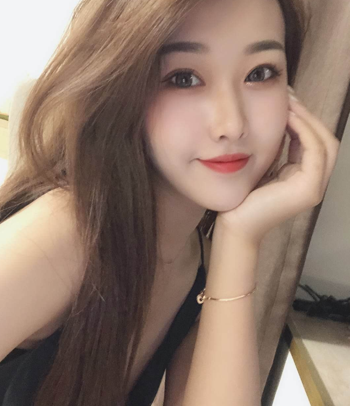 模特小姐姐刚下海，很润很滑很粉