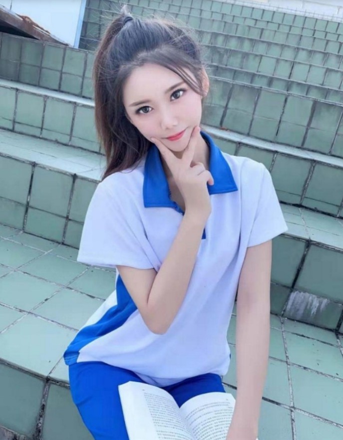 东北学生妹在京兼职下海体验生活